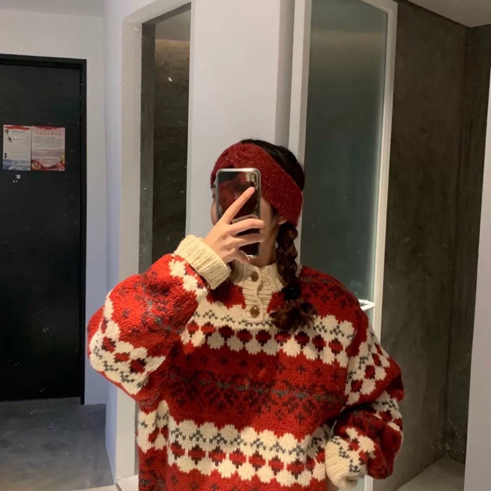 Warm and cozy xmas sweater